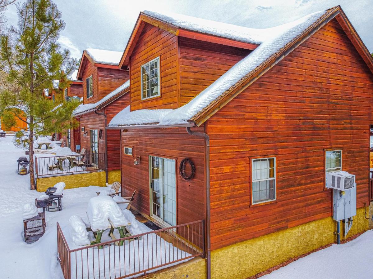 Cabin #4 The Wolves Den - Pet Friendly- Sleeps 6 - Playground & Game Room Пейсон Экстерьер фото